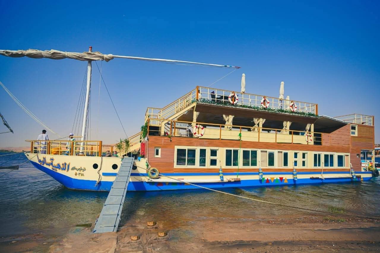 PRIVATE EGYPT SOLAR ECLIPSE DAHABEYA
